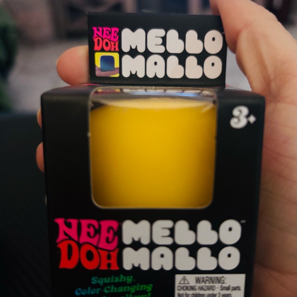 Mello Mallo Kids Squishy Dough - Yellow